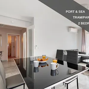 Port, Vue Mer, Parking Et Confort Nice