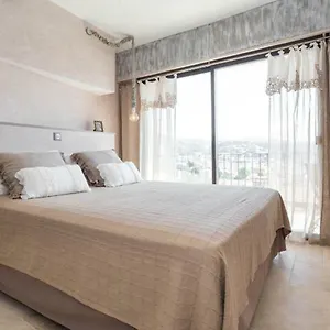 La Maison De Lulu Apartment